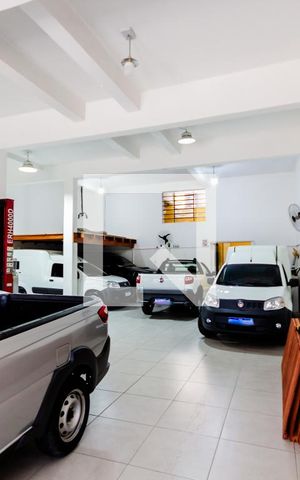 Casa para alugar com 413m², 4 quartos e 8 vagasGaragem