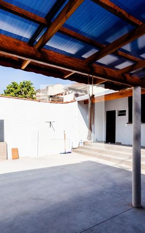 Casa para alugar com 413m², 4 quartos e 8 vagasQuintal
