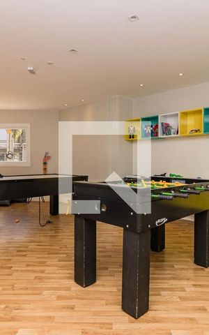 Casa de condomínio à venda com 188m², 3 quartos e 2 vagas Casa de condomínio à venda com 188m², 3 quartos e 2 vagasSala de Jogos