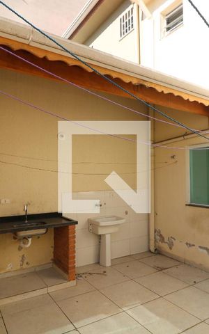 Casa à venda com 110m², 3 quartos e 2 vagasÁrea de Serviço