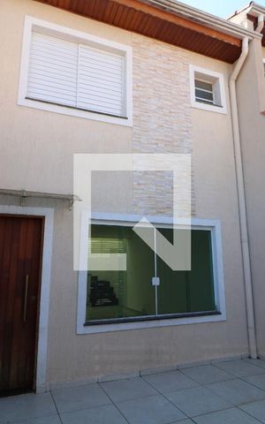 Casa à venda com 110m², 3 quartos e 2 vagasGaragem