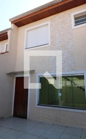 Casa à venda com 110m², 3 quartos e 2 vagasGaragem