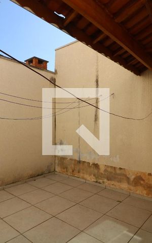 Casa à venda com 110m², 3 quartos e 2 vagasÁrea de Serviço