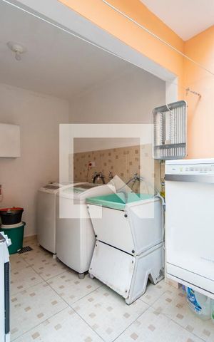 Casa à venda com 135m², 2 quartos e 2 vagas Casa à venda com 135m², 2 quartos e 2 vagasÁrea de Serviço