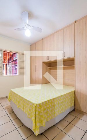 Casa à venda com 135m², 2 quartos e 2 vagas Casa à venda com 135m², 2 quartos e 2 vagasQuarto 1