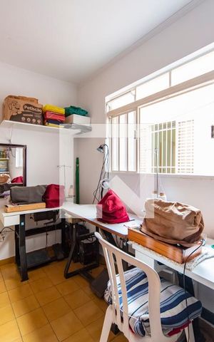 Casa à venda com 135m², 2 quartos e 2 vagas Casa à venda com 135m², 2 quartos e 2 vagasQuarto de Serviço