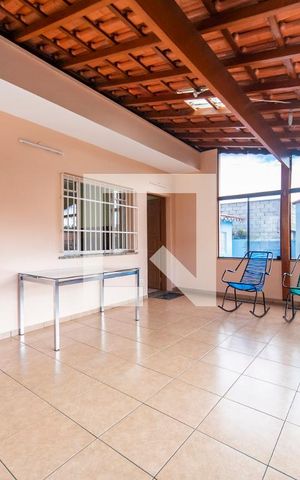 Casa à venda com 135m², 2 quartos e 2 vagas Casa à venda com 135m², 2 quartos e 2 vagasVaranda da Sala