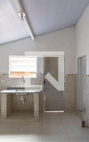 Casa para alugar com 42m², 1 quarto e sem vaga Casa para alugar com 42m², 1 quarto e sem vagaCozinha