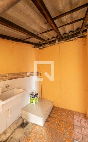 Casa para alugar com 42m², 1 quarto e sem vaga Casa para alugar com 42m², 1 quarto e sem vagaÁrea de Serviço