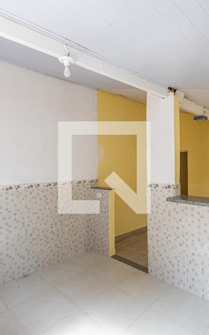 Casa para alugar com 42m², 1 quarto e sem vaga Casa para alugar com 42m², 1 quarto e sem vagaCozinha