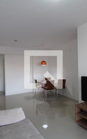 Apartamento para alugar com 93m², 3 quartos e 1 vagaSala