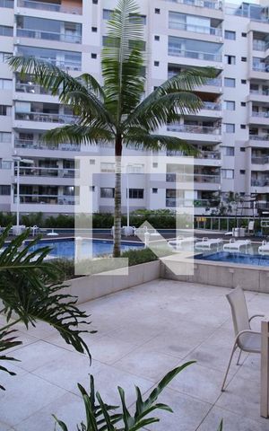 Apartamento para alugar com 93m², 3 quartos e 1 vagaÁrea Comum - Piscina
