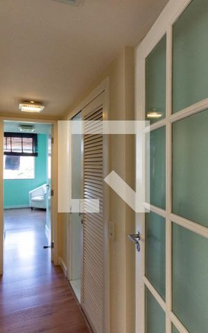 Apartamento para alugar com 105m², 2 quartos e 1 vagaCorredor
