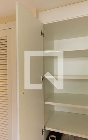 Apartamento para alugar com 105m², 2 quartos e 1 vagaCorredor armário