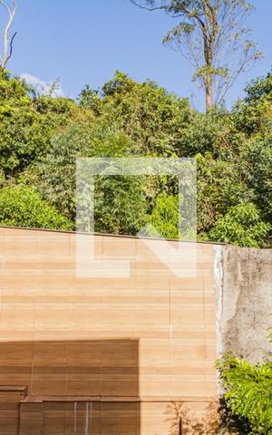 Casa para alugar com 360m², 3 quartos e 8 vagas Casa para alugar com 360m², 3 quartos e 8 vagasQuarto