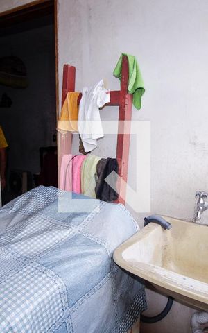 Casa à venda com 200m², 3 quartos e 2 vagasÁrea de Serviço