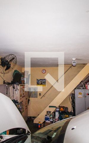 Casa à venda com 200m², 3 quartos e 2 vagasGaragem