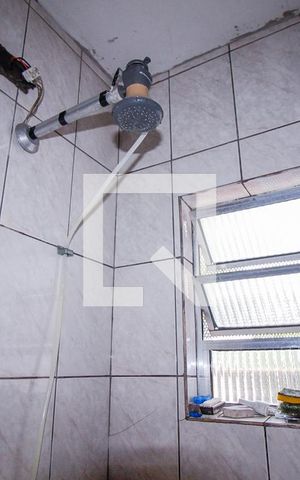 Casa à venda com 200m², 3 quartos e 2 vagasBanheiro da Suíte