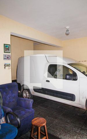 Casa à venda com 200m², 3 quartos e 2 vagasGaragem