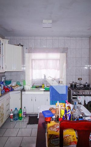 Casa à venda com 200m², 3 quartos e 2 vagasCozinha