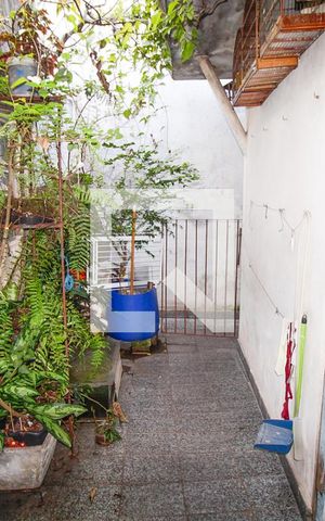 Casa à venda com 200m², 3 quartos e 2 vagasCorredor