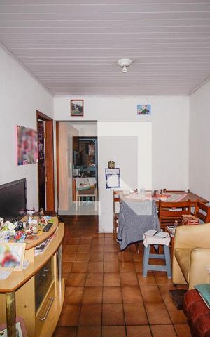 Casa à venda com 200m², 3 quartos e 2 vagasSala