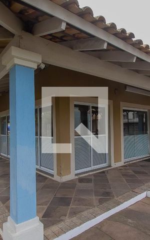 Casa de condomínio à venda com 90m², 4 quartos e 2 vagas Casa de condomínio à venda com 90m², 4 quartos e 2 vagasÁrea comum - Salão de festas
