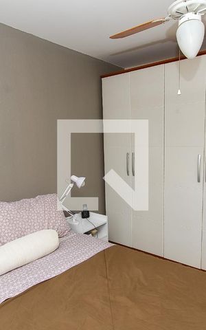 Casa de condomínio à venda com 90m², 4 quartos e 2 vagas Casa de condomínio à venda com 90m², 4 quartos e 2 vagasQuarto 1