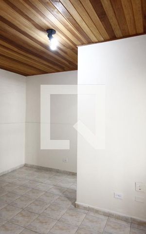 Casa para alugar com 35m², 1 quarto e sem vagaQuarto