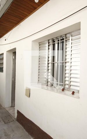 Casa para alugar com 35m², 1 quarto e sem vagaFrente da casa