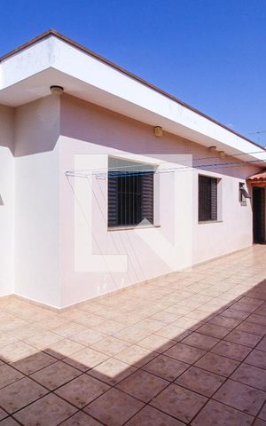 Casa para alugar com 180m², 2 quartos e 4 vagasQuintal - Churrasqueira