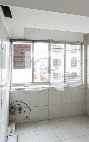 Apartamento à venda com 100m², 2 quartos e sem vaga Apartamento à venda com 100m², 2 quartos e sem vagaCozinha