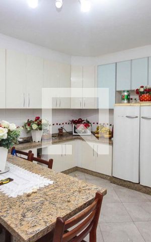 Casa à venda com 125m², 3 quartos e 2 vagasCozinha