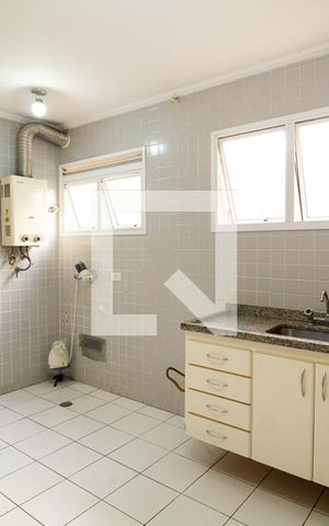 Casa de condomínio à venda com 190m², 3 quartos e 2 vagas Casa de condomínio à venda com 190m², 3 quartos e 2 vagasCozinha