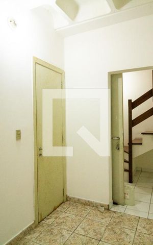 Casa de condomínio à venda com 190m², 3 quartos e 2 vagas Casa de condomínio à venda com 190m², 3 quartos e 2 vagasÁrea comum