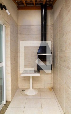 Casa de condomínio à venda com 190m², 3 quartos e 2 vagas Casa de condomínio à venda com 190m², 3 quartos e 2 vagasÁrea de Serviço