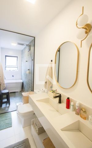 Casa à venda com 200m², 2 quartos e 2 vagasBanheiro Suíte