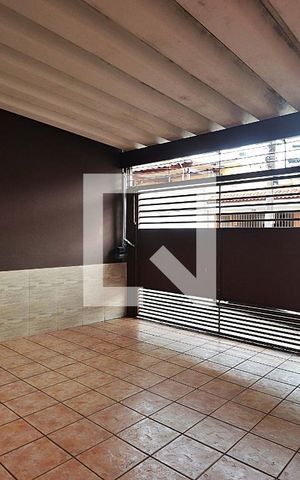 Casa à venda com 139m², 2 quartos e 2 vagasGaragem