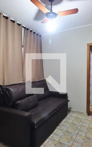Casa à venda com 139m², 2 quartos e 2 vagasSala