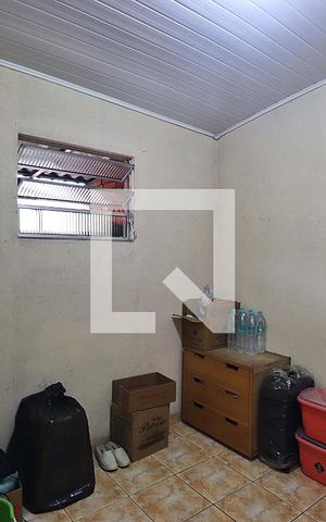 Casa à venda com 139m², 2 quartos e 2 vagasEdícula