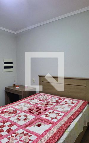 Casa à venda com 139m², 2 quartos e 2 vagasQuarto 1