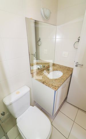 Apartamento para alugar com 61m², 2 quartos e 2 vagas Apartamento para alugar com 61m², 2 quartos e 2 vagasBanheiro Social