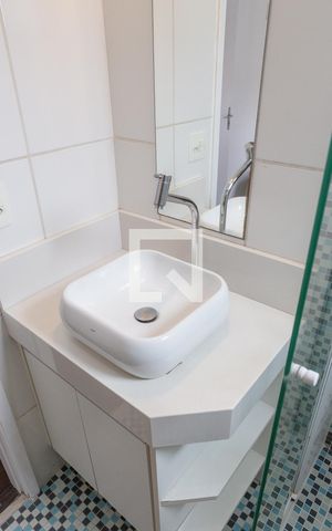 Apartamento para alugar com 48m², 2 quartos e 1 vaga Apartamento para alugar com 48m², 2 quartos e 1 vagaBanheiro