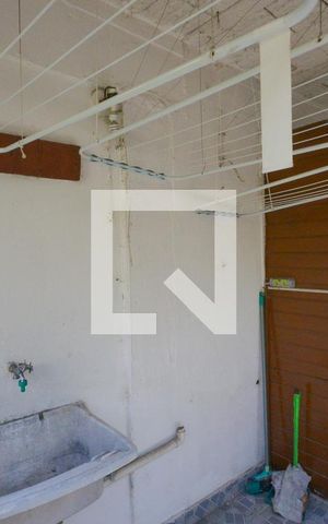 Studio para alugar com 30m², 1 quarto e sem vaga Studio para alugar com 30m², 1 quarto e sem vagaArea de Serviço