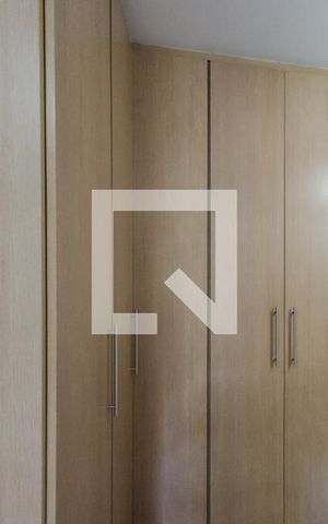 Apartamento à venda com 128m², 4 quartos e 2 vagas Apartamento à venda com 128m², 4 quartos e 2 vagasCloset da suíte