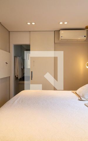 Apartamento à venda com 113m², 2 quartos e 2 vagas Apartamento à venda com 113m², 2 quartos e 2 vagasSuíte