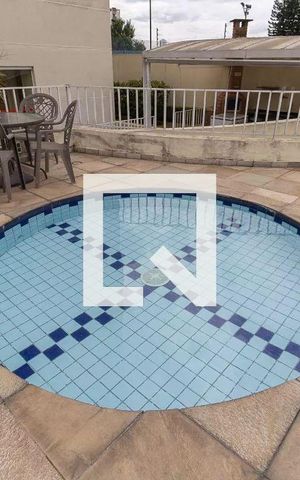 Apartamento à venda com 113m², 2 quartos e 2 vagas Apartamento à venda com 113m², 2 quartos e 2 vagasÁrea comum - Piscina