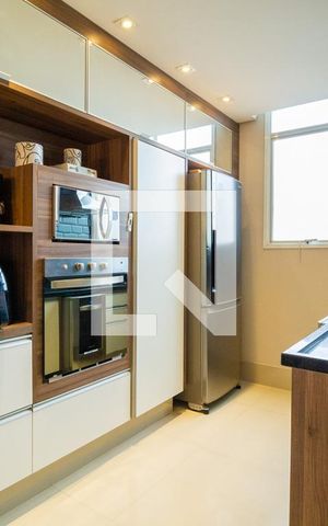 Apartamento à venda com 113m², 2 quartos e 2 vagas Apartamento à venda com 113m², 2 quartos e 2 vagasCozinha