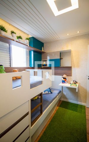 Apartamento à venda com 113m², 2 quartos e 2 vagas Apartamento à venda com 113m², 2 quartos e 2 vagasQuarto