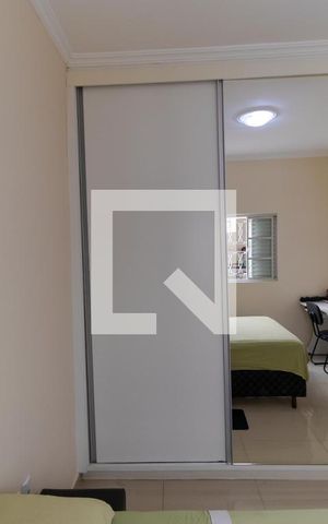 Casa à venda com 205m², 4 quartos e 1 vagaQuarto 02